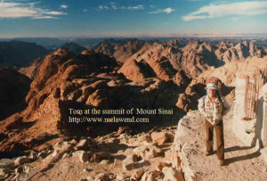 dd - Tom backpack atop Mount Sinai